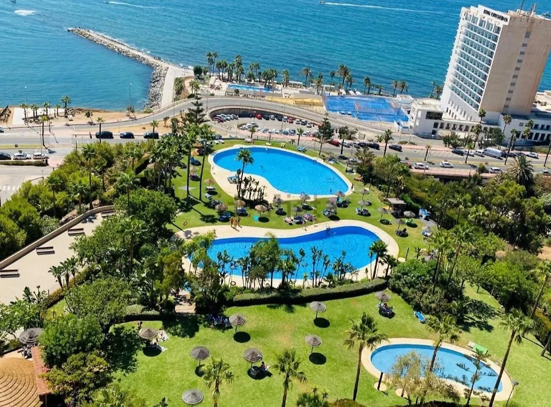 Holiday home Summer House Duplex En La Playa Con Piscina Benalmadena