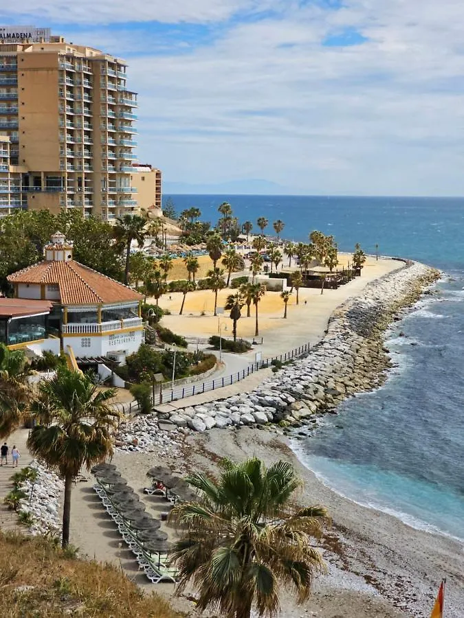 Summer House Duplex En La Playa Con Piscina Benalmadena