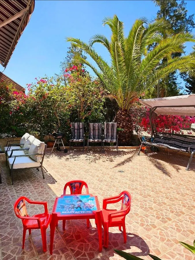 Summer House Duplex En La Playa Con Piscina Benalmadena 0*,